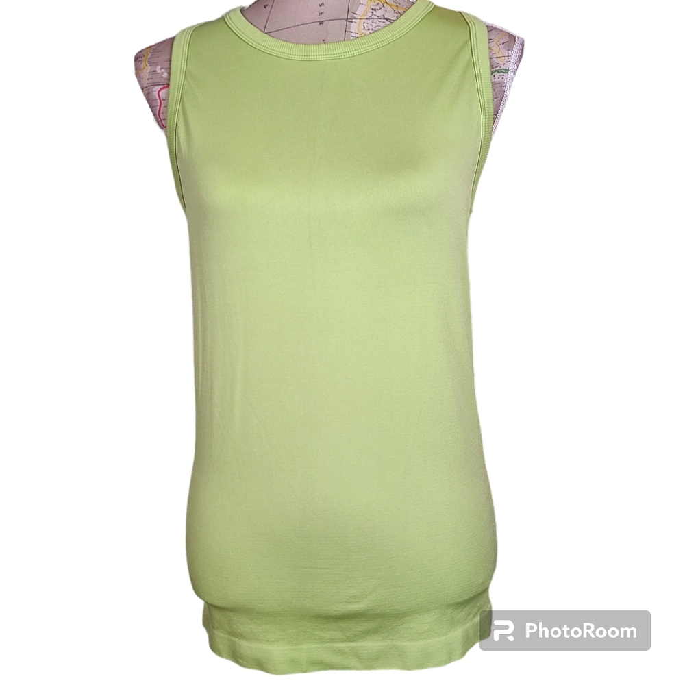 Zella Size Medium Seamless Racerback Tank Top Neon Green Sporty Moisture Wicking
